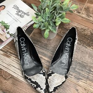 Calvin Klein • Snake Skin Sz 6 Flats
